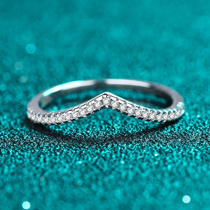 Moissanite V Shape Ring